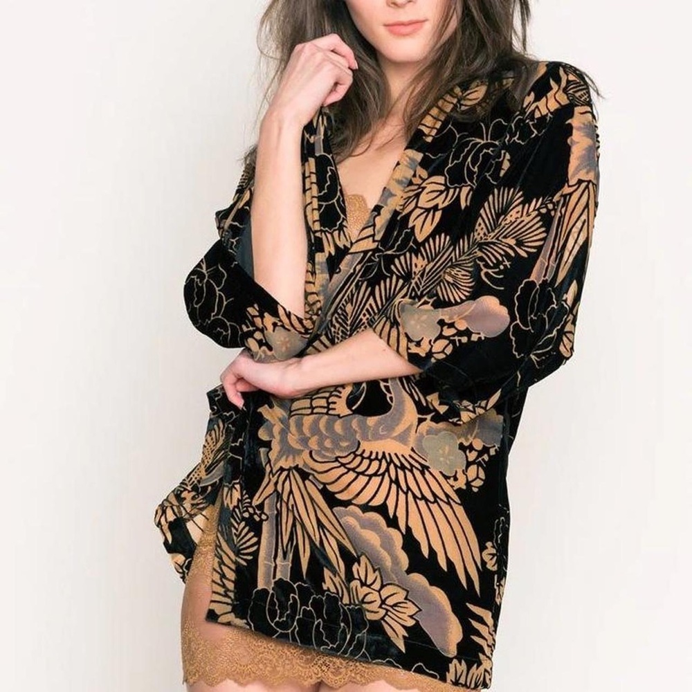 Only hearts robe